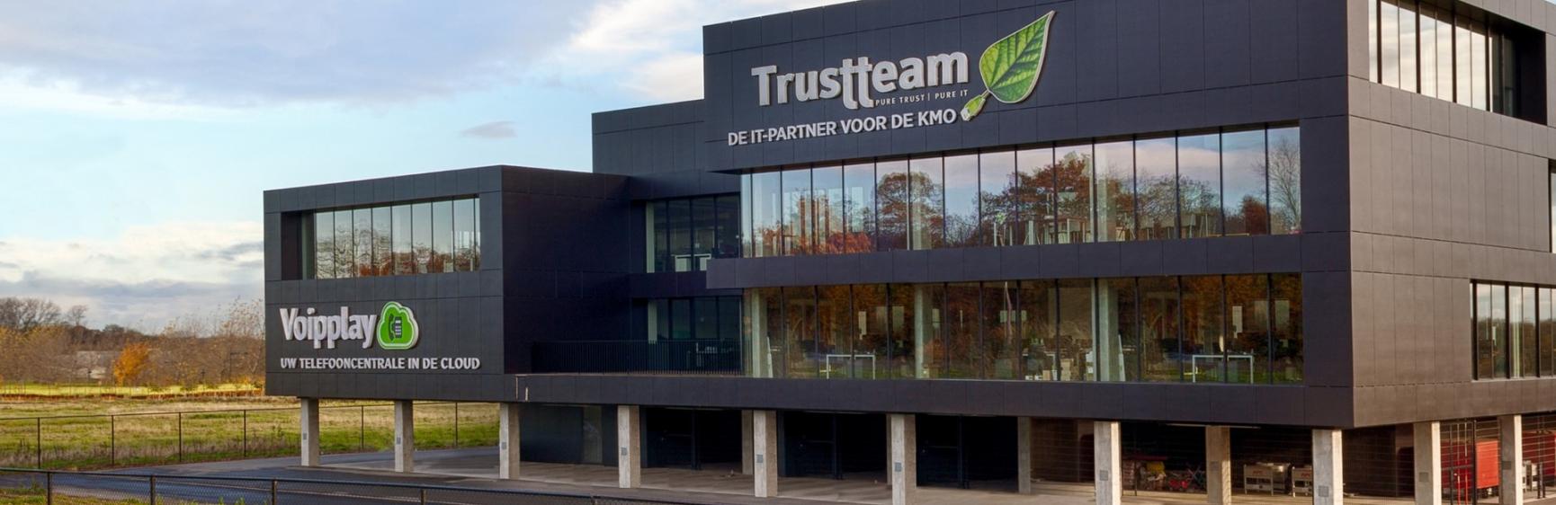 trustteam-header.jpg